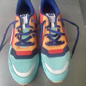 Puma RS- Fast Court side Sneaker